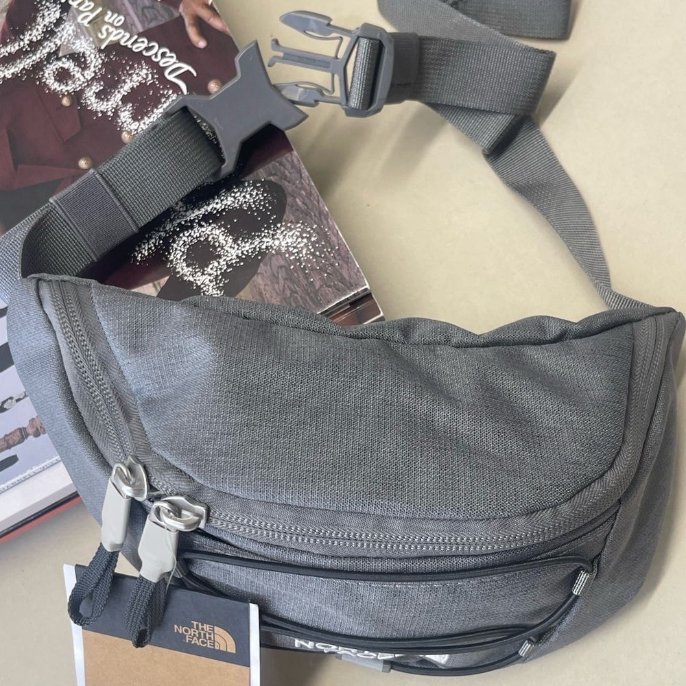 (new+tag) The North Face belt bag / sling pack (grey) - Picture 6 of 7